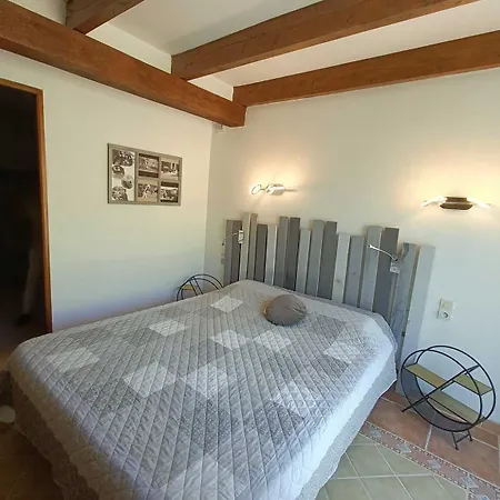 Domaine De La Salamandre Villa *
