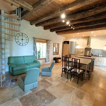 Domaine De La Salamandre *