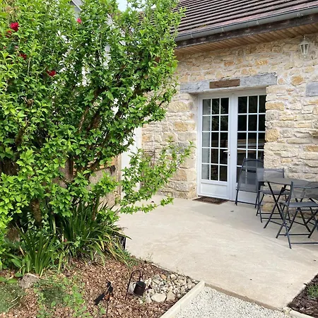 Domaine Salamandre, Sejour Nature Vila