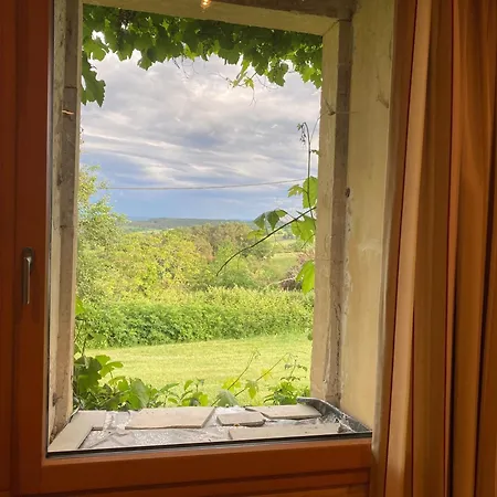 Domaine Salamandre, Sejour Nature Vila *